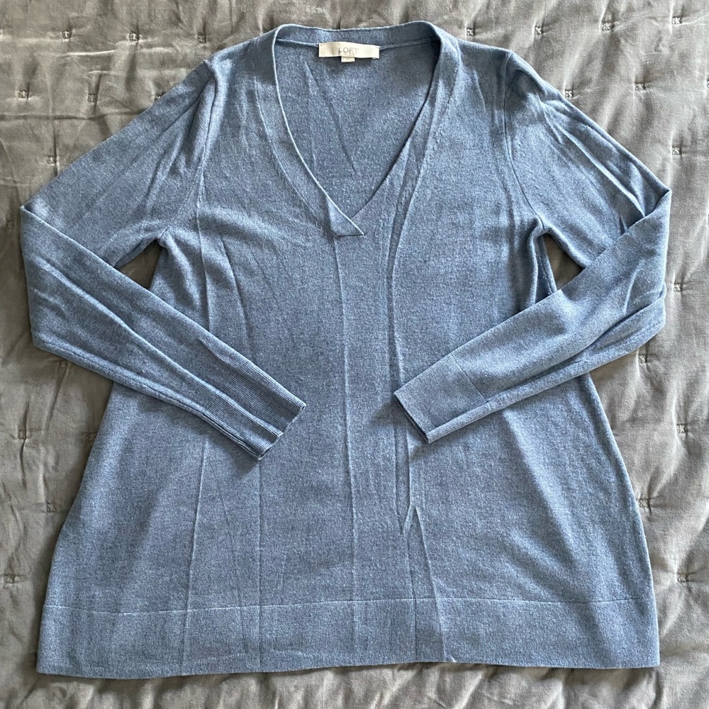 Women’s LOFT sweater, size small